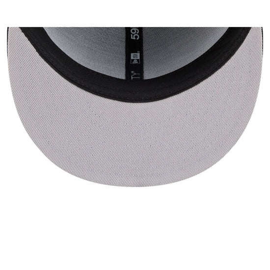 New Era 5950 Chicago Bulls Rhinestone Badge Fitted Hat